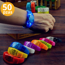 Cargar imagen en el visor de la galería, Pulseras Led Audiorítmicas 50pzas | Para Conciertos Festivales Boda Fiesta Xv Años Graduaciones Batucada