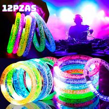 Cargar imagen en el visor de la galería, MEGA PACK 169pzas- Paquete de artículos luminosos para fiestas - 12 manitas led aplaudidoras, 12 anillos led, 12 pulseras led, 12 lentes led, 12 pop tubes led, 12 varitas de fibra óptica led, 12 vasos desechables led, 50 pulseras neón, 35 brazaletes neón
