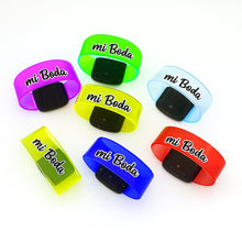 Cargar imagen en el visor de la galería, Pulseras Led Magnéticas Audiorítmicas Personalizadas 50pzas
